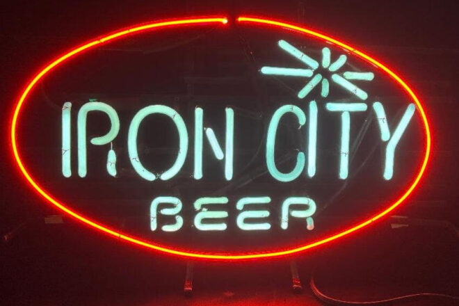 Ryan's Pub Trivia Night Neon Sign Revival