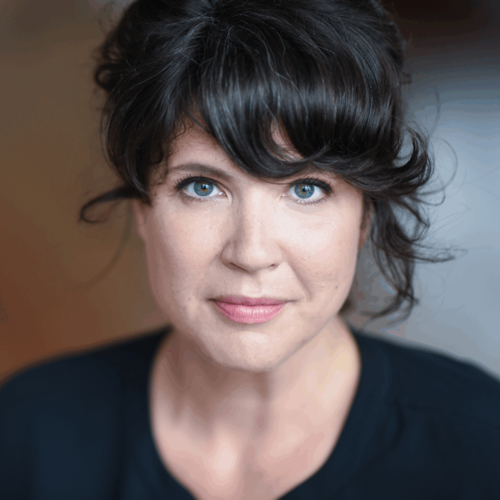 Cassie Slater, Actor Headshot
